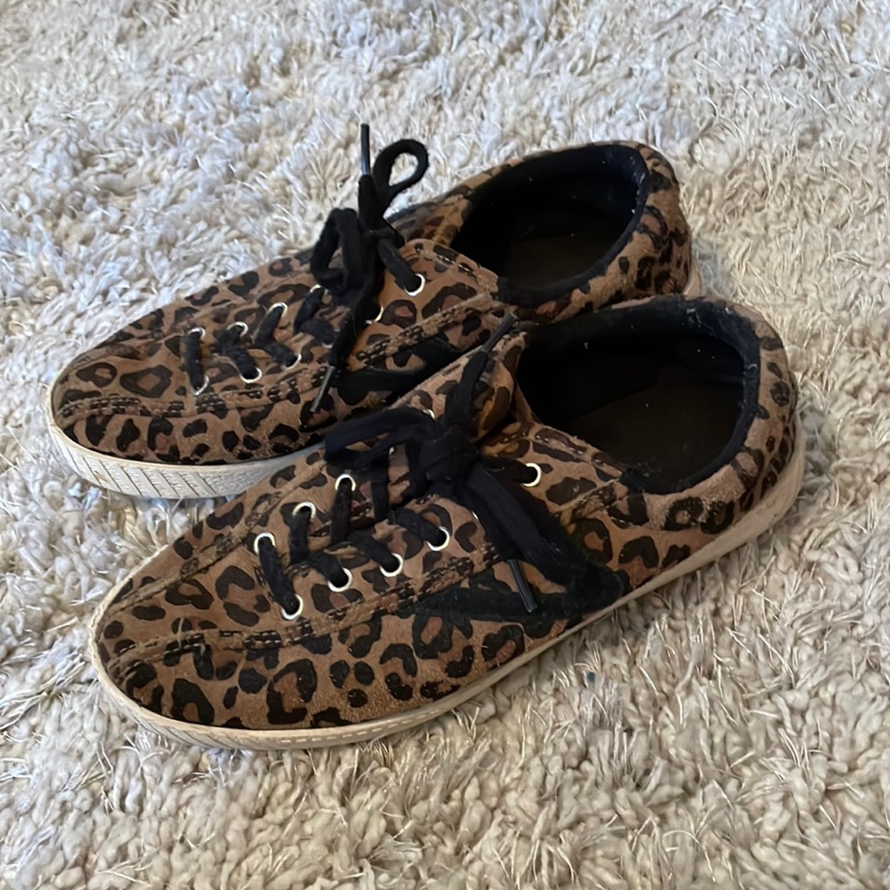 Cheetah Print Tretorn Sneakers, size 7.5